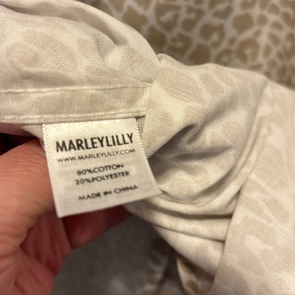 Marleylilly Leopard Print Button Down Shirt Tunic Top Women’s Size Large NWT - Picture 7 of 8